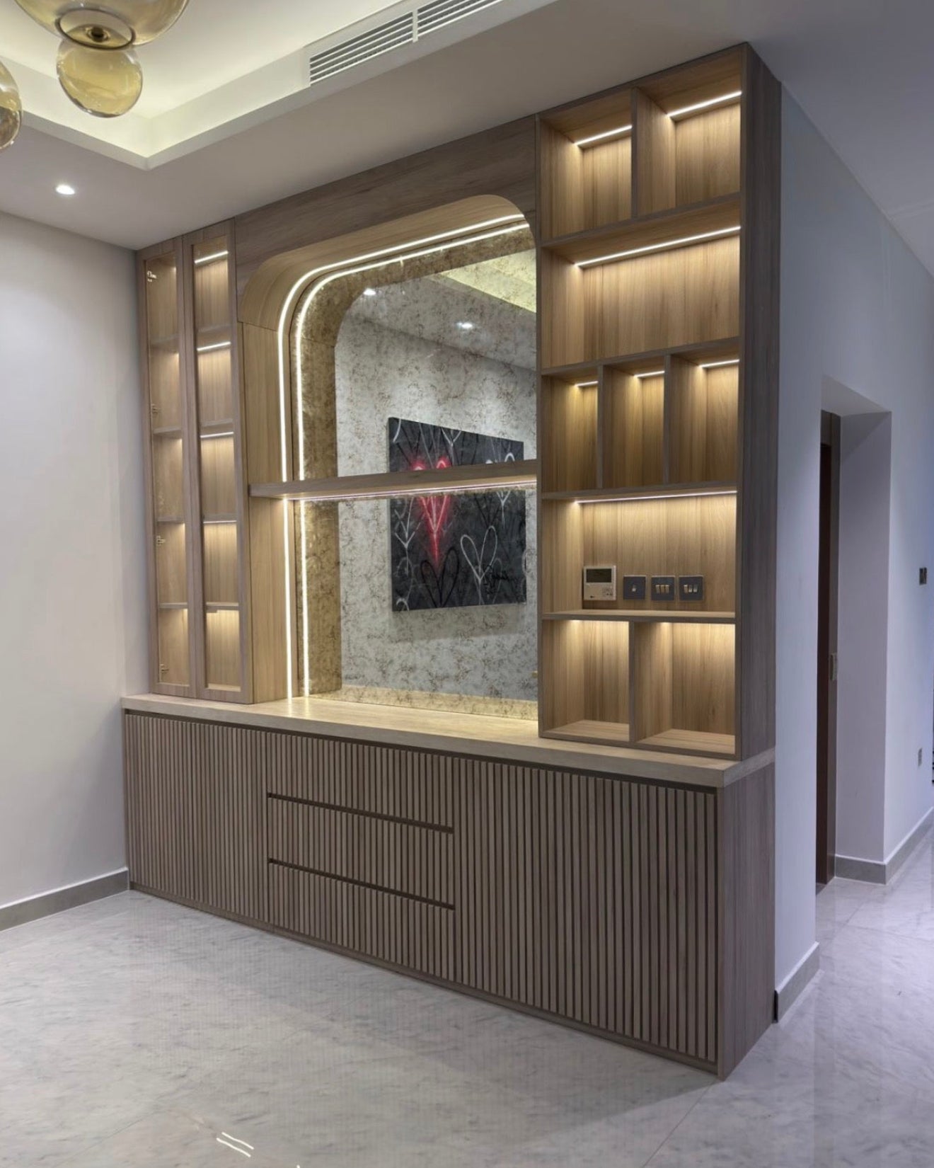 Halewood Bar Unit