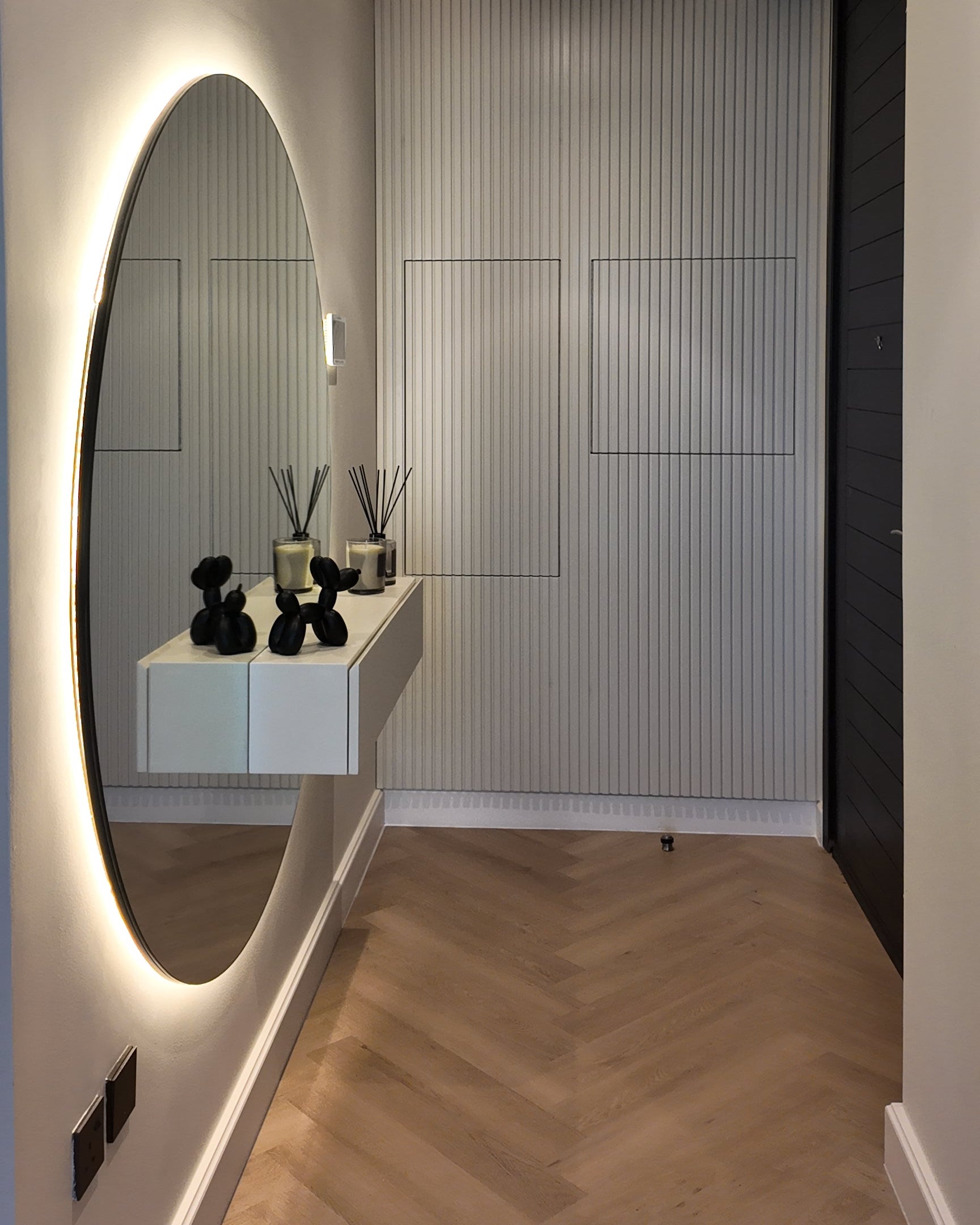 Marlow Mirror Console